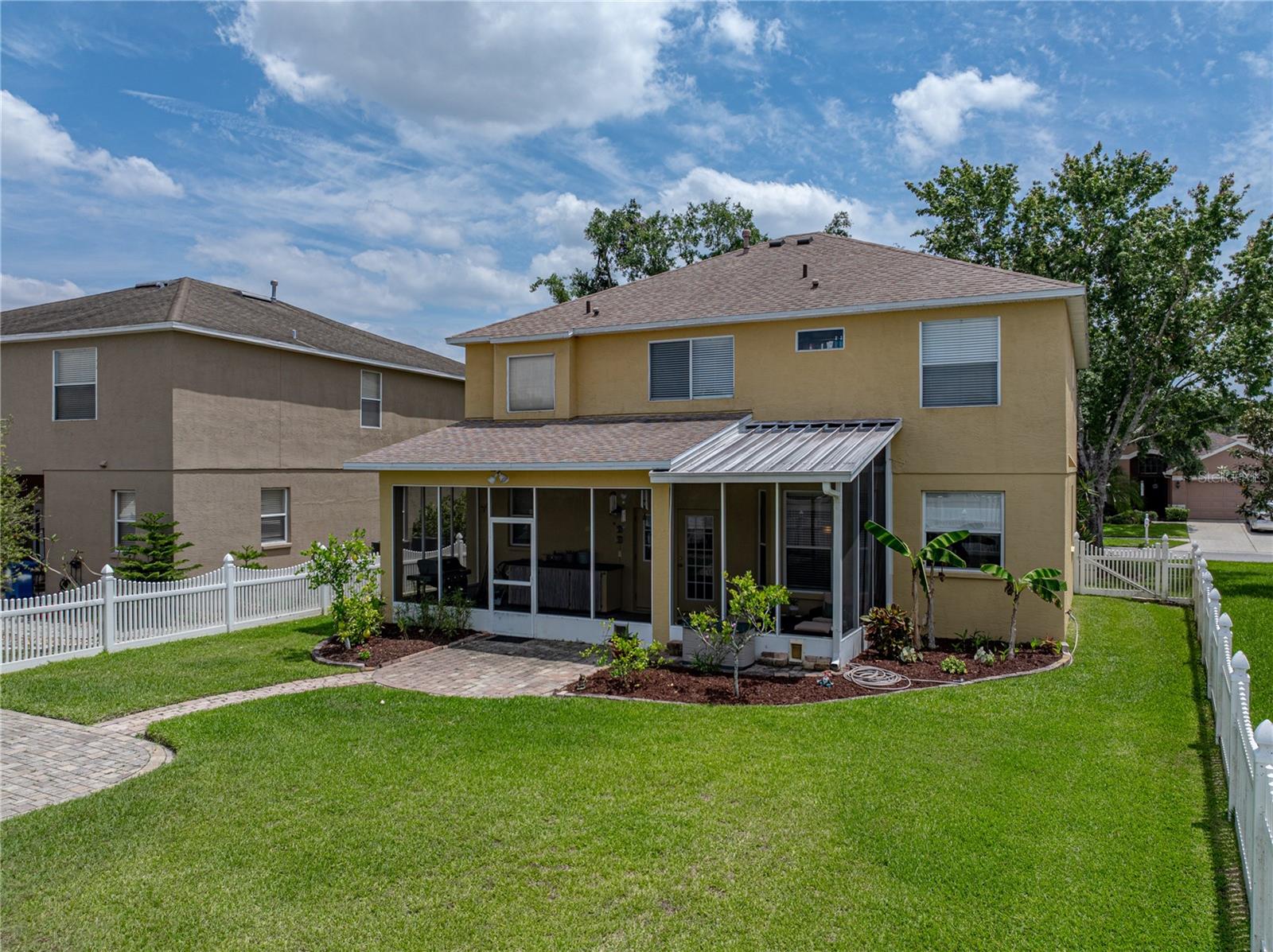 Image 62 of 79 For 27231 Liriope Court