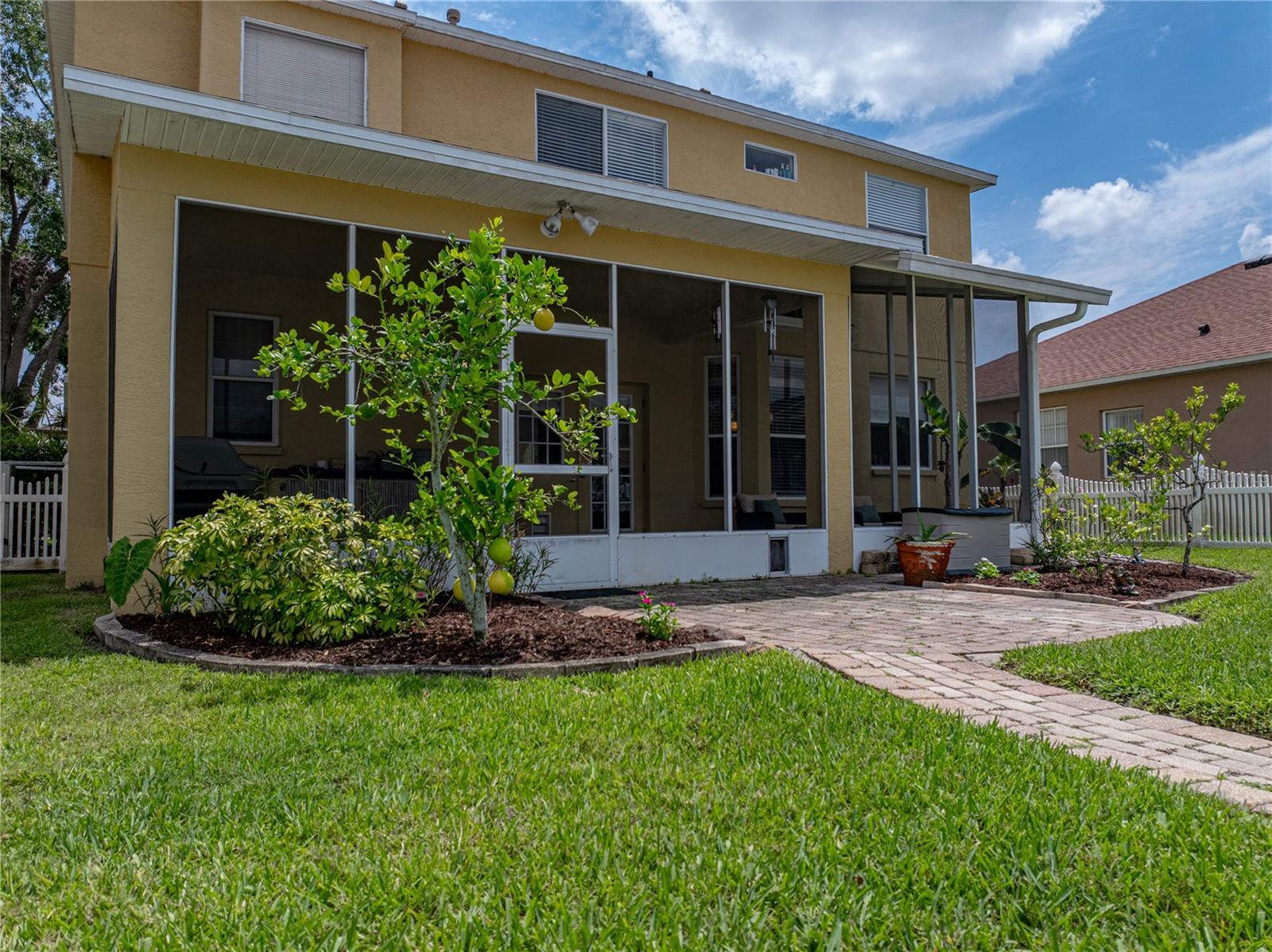 Image 63 of 79 For 27231 Liriope Court