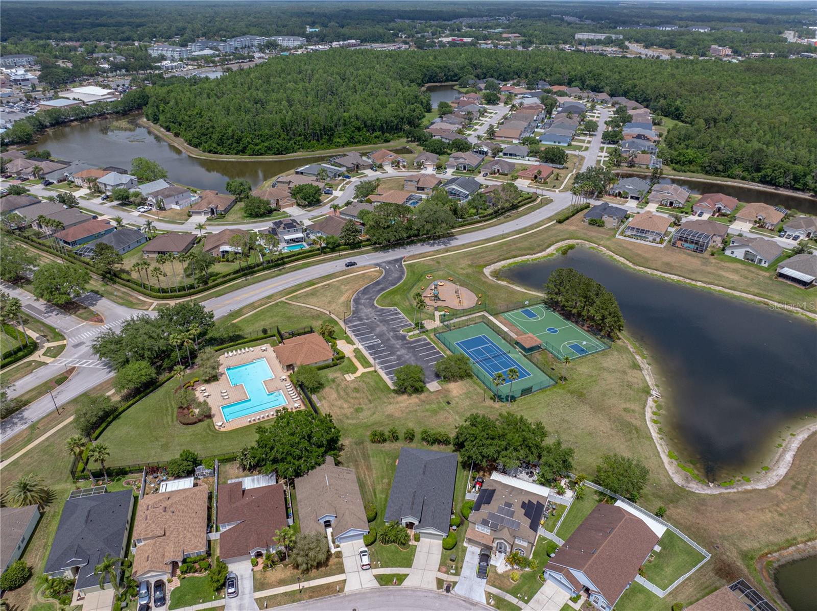 Image 70 of 79 For 27231 Liriope Court
