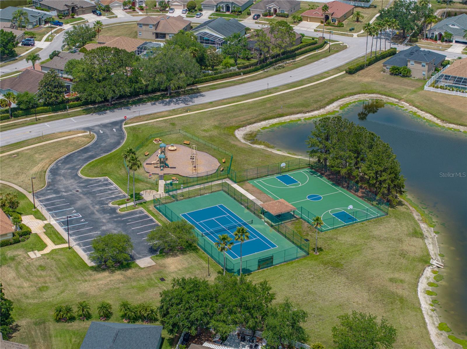 Image 72 of 79 For 27231 Liriope Court