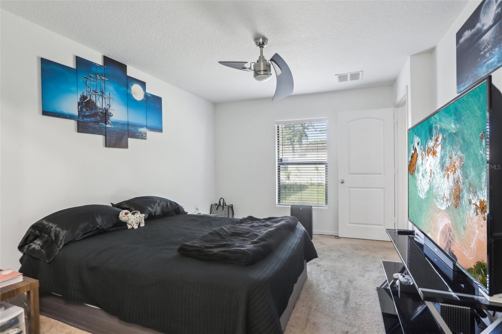 Image 4 of 27 For 26377 Bertram Road