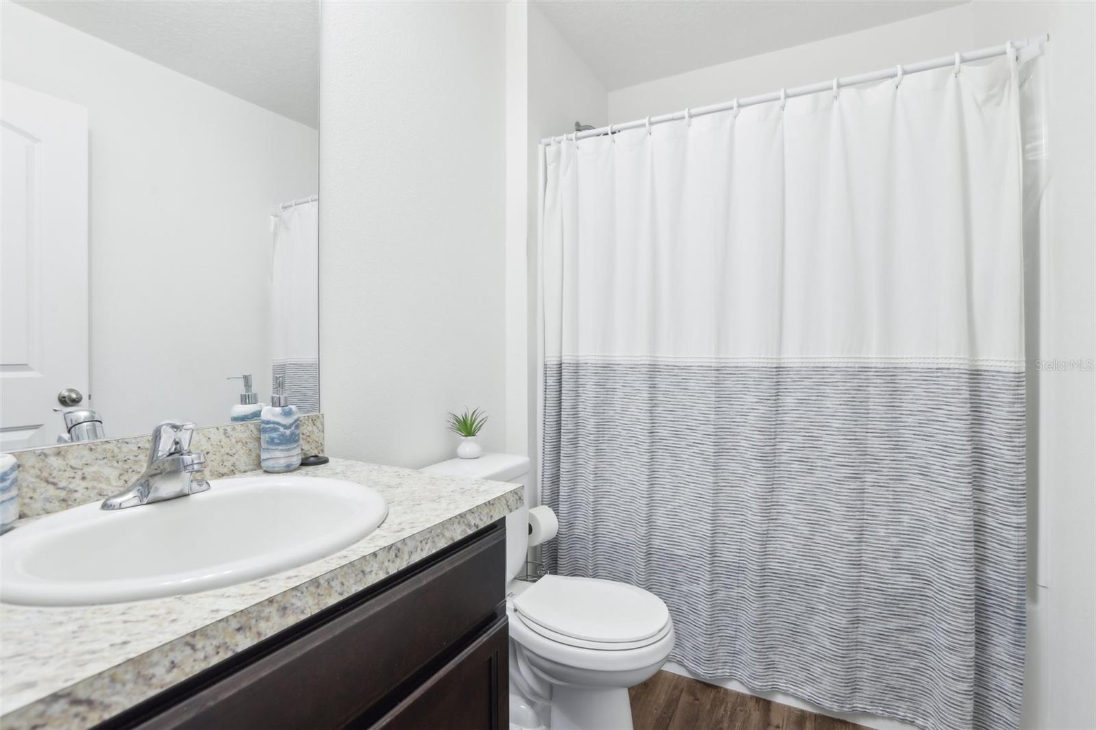 Image 5 of 27 For 26377 Bertram Road