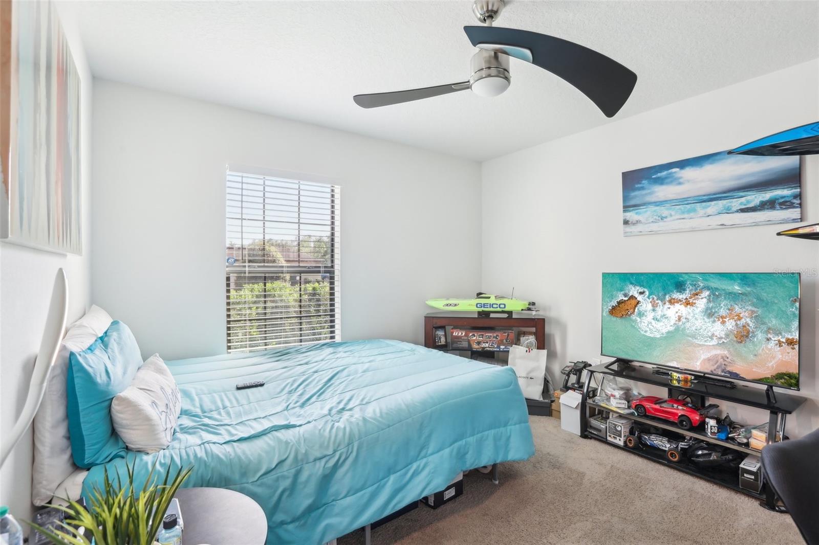 Image 6 of 27 For 26377 Bertram Road