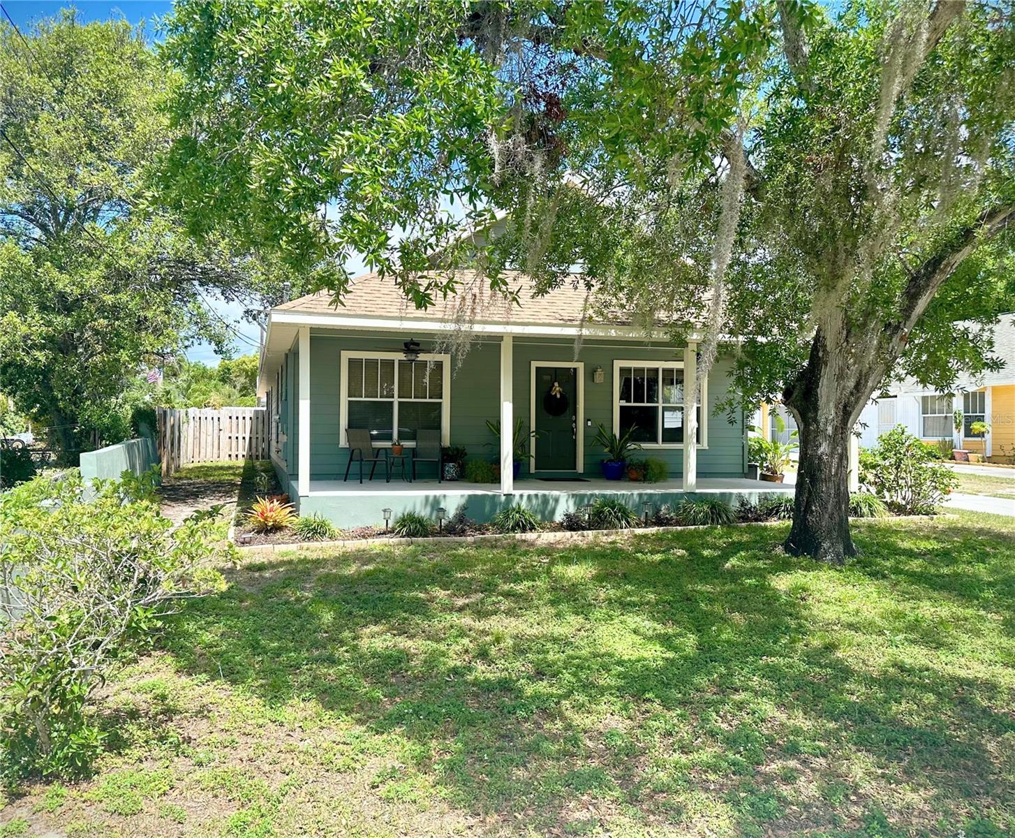 Image 3 of 35 For 425 Orange Street
