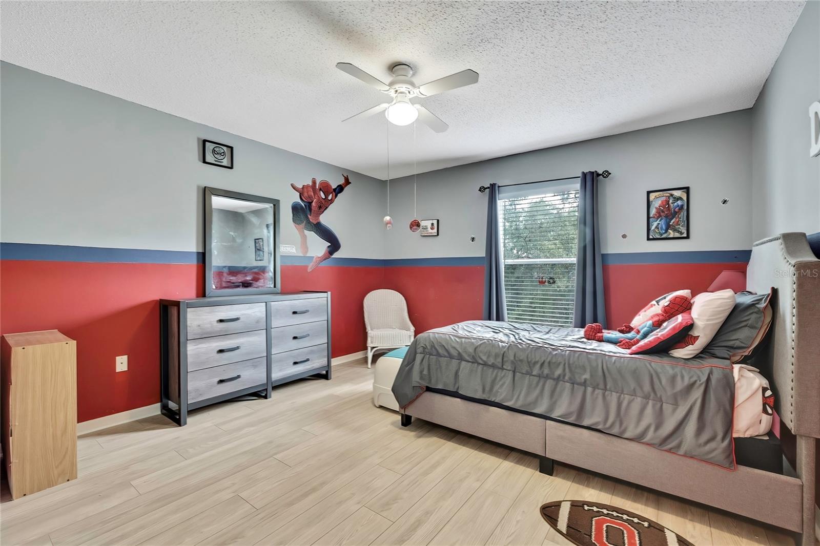 Image 27 of 50 For 11257 Persimmon Avenue