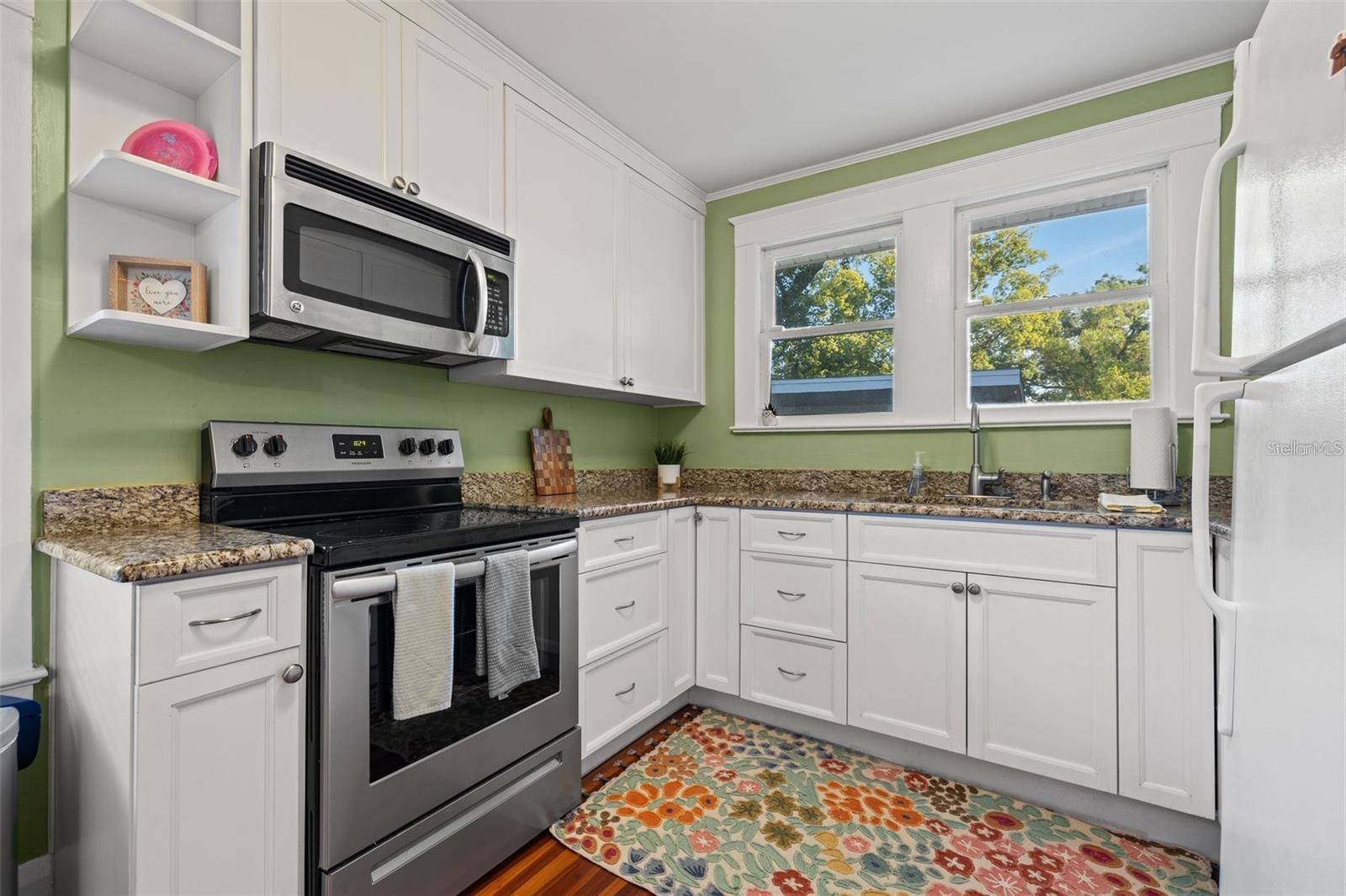 Image 8 of 24 For 910 Hamilton Avenue