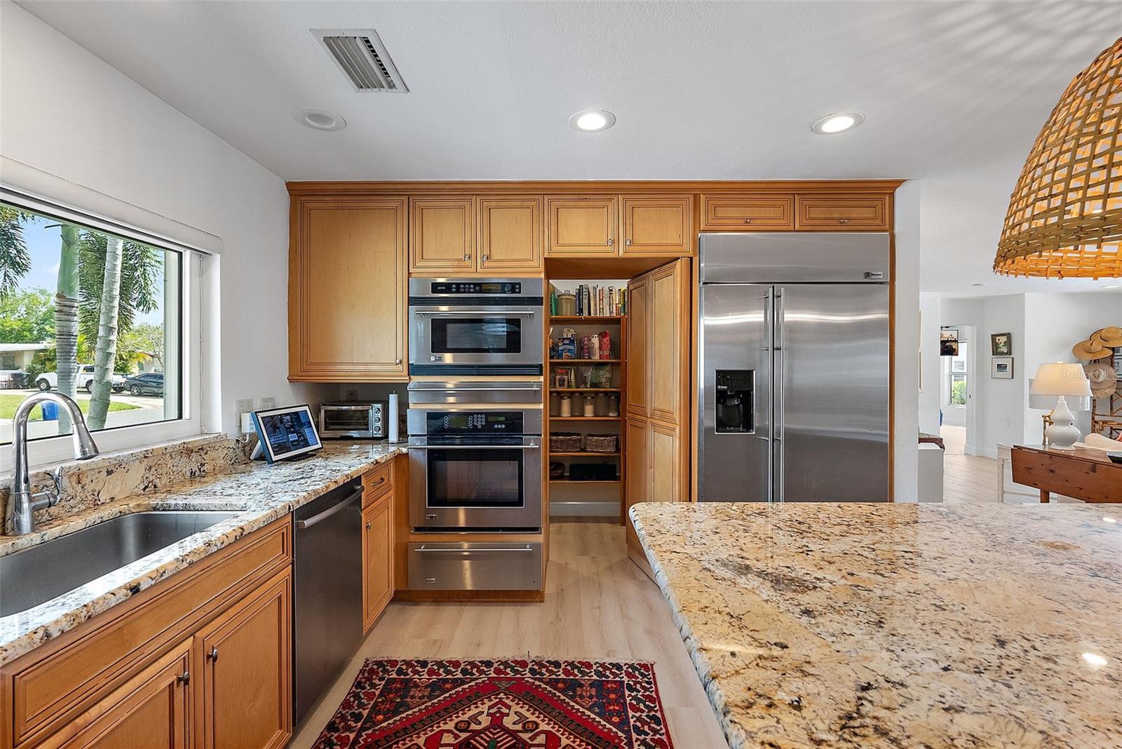 Image 11 of 45 For 1112 38th Avenue Ne