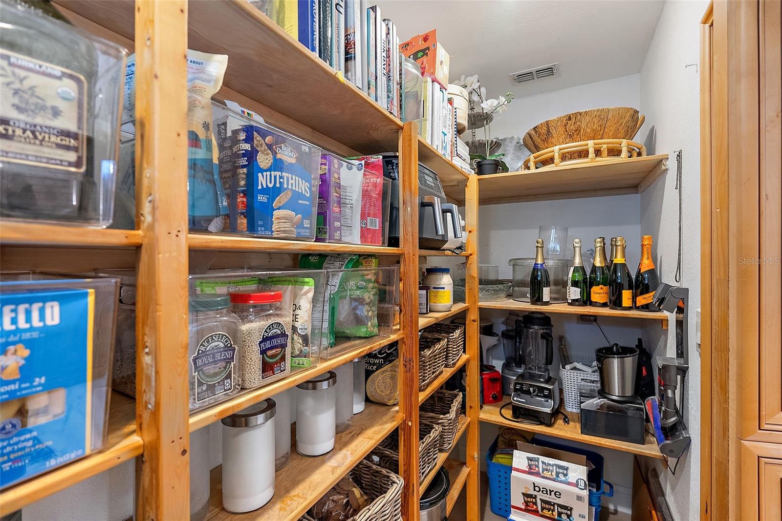 Image 12 of 45 For 1112 38th Avenue Ne
