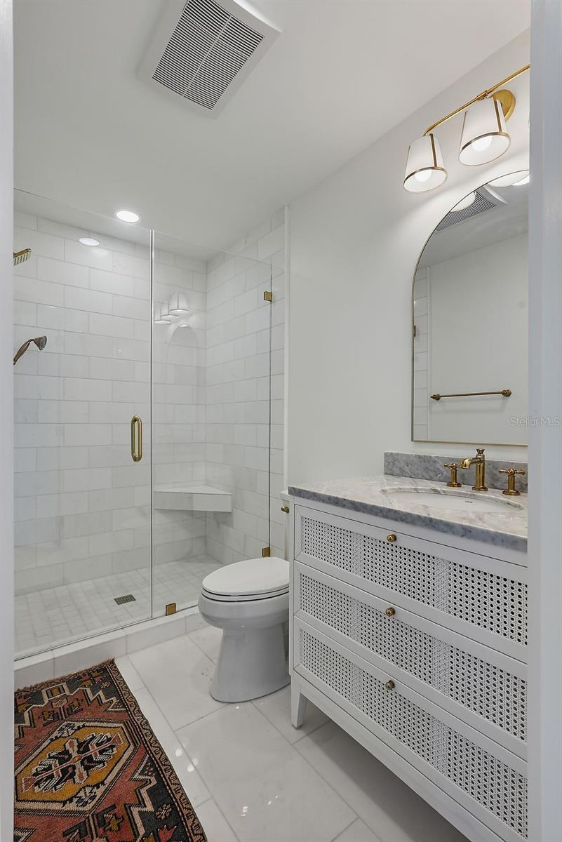 Image 15 of 45 For 1112 38th Avenue Ne