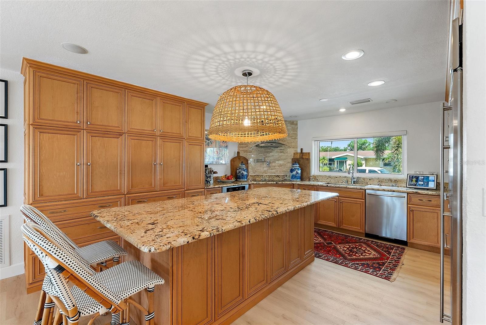 Image 9 of 45 For 1112 38th Avenue Ne