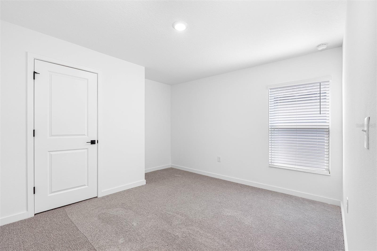 Image 9 of 9 For 124 Hallam Court