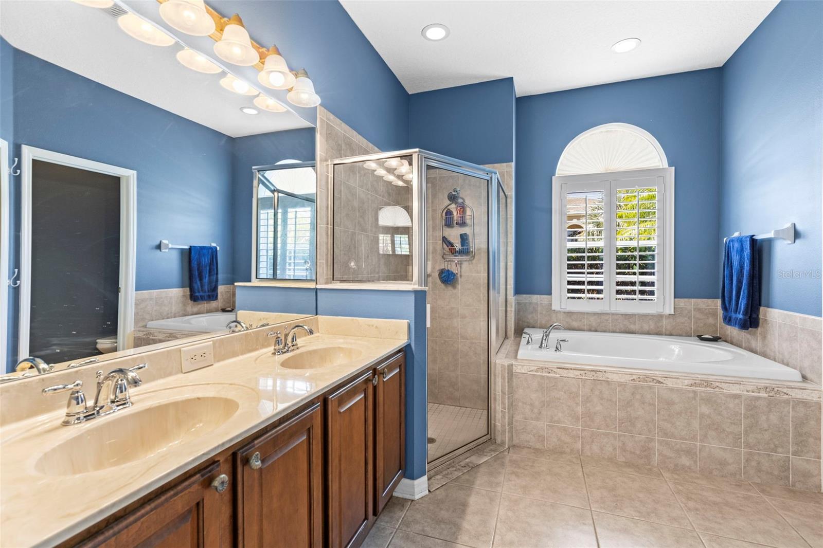 Image 13 of 40 For 9632 Asbel Estates Street