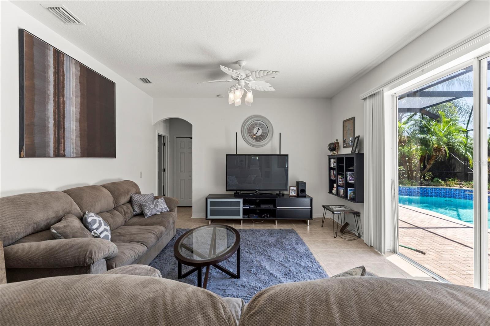 Image 26 of 40 For 9632 Asbel Estates Street