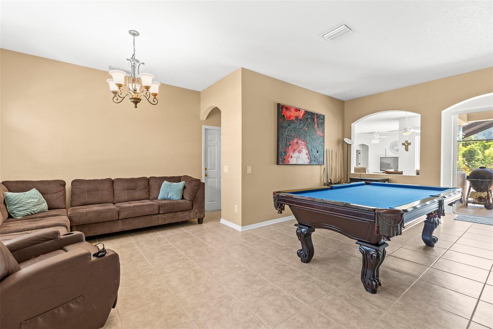 Image 6 of 40 For 9632 Asbel Estates Street