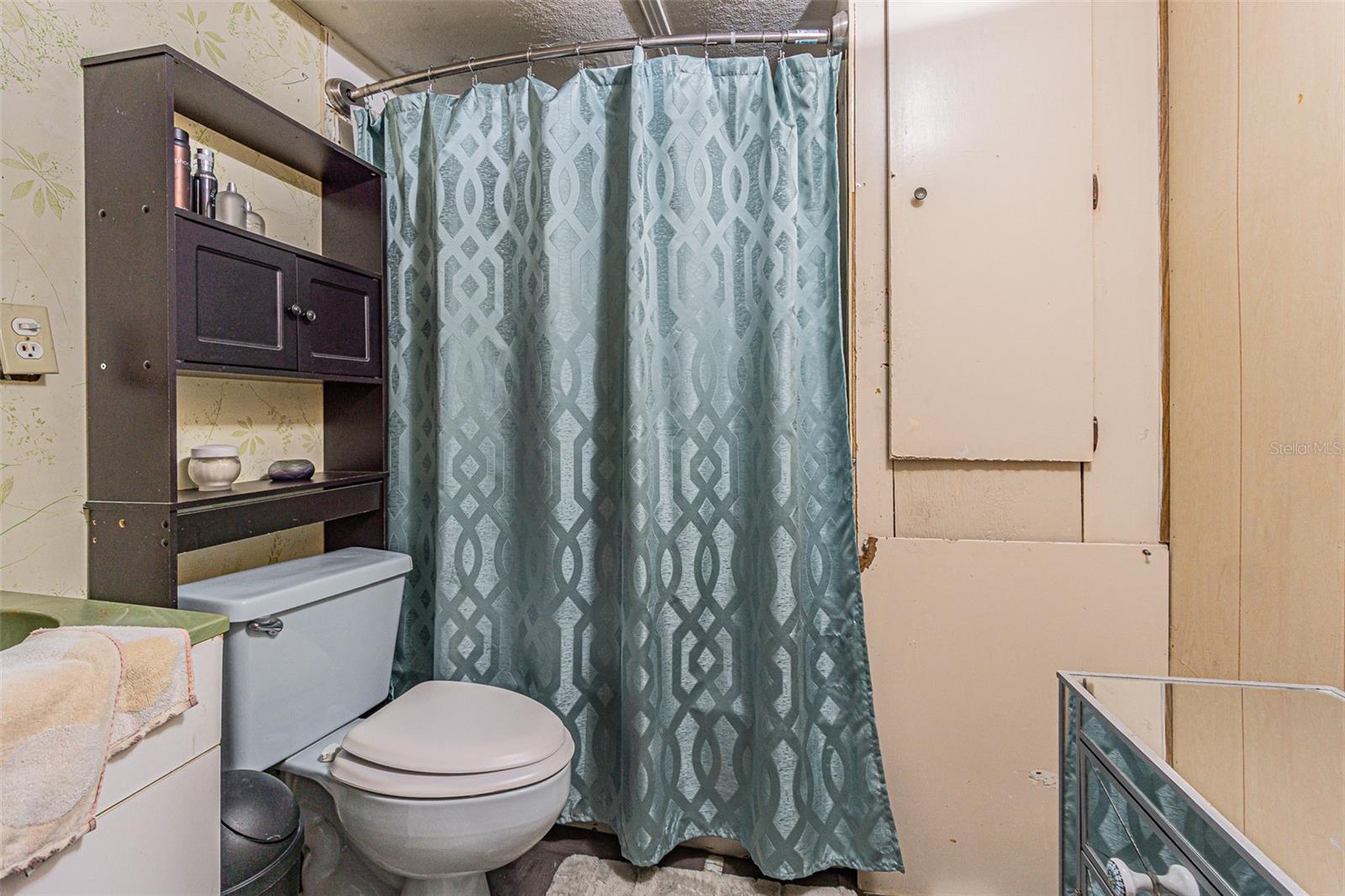 Image 6 of 28 For 13233 Harrison Street