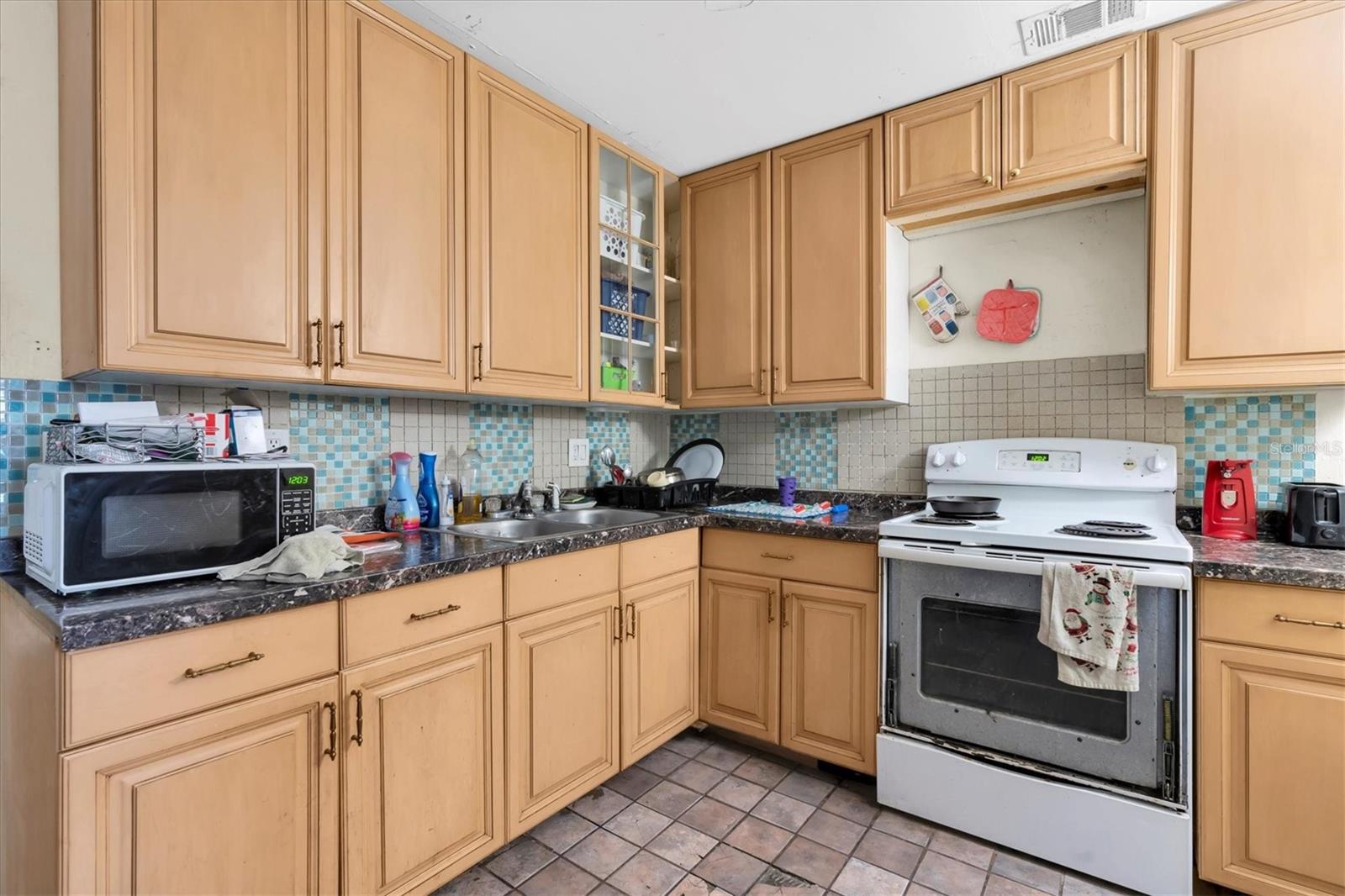 Image 11 of 35 For 1900 45th Street S