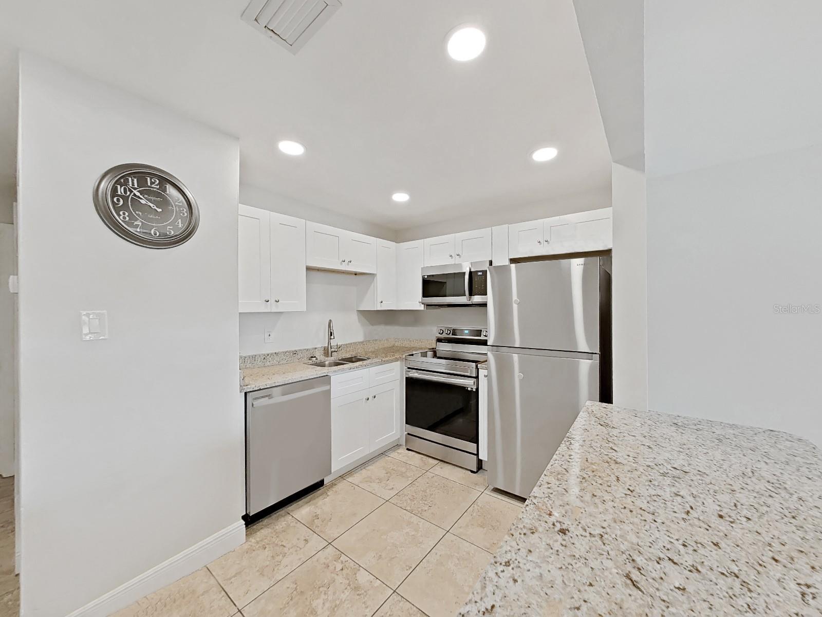 Image 12 of 24 For 2501 Harn Boulevard H39