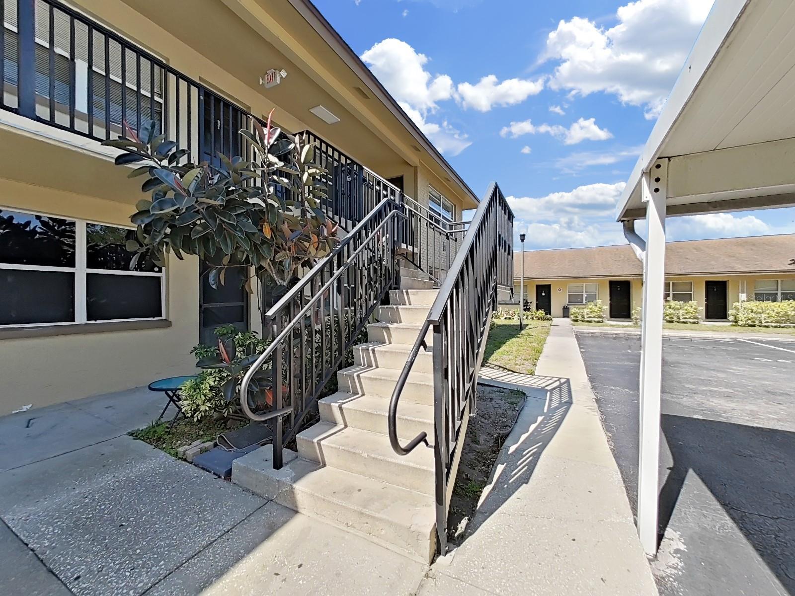 Image 2 of 24 For 2501 Harn Boulevard H39