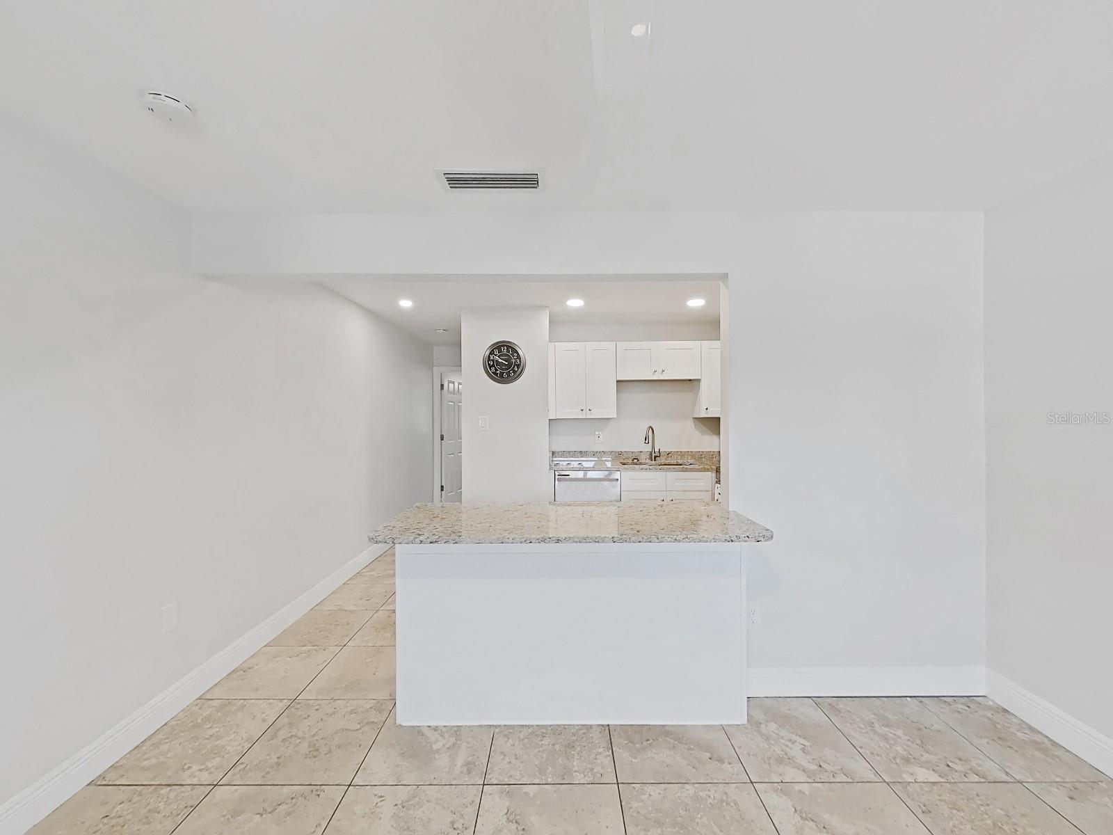 Image 9 of 24 For 2501 Harn Boulevard H39