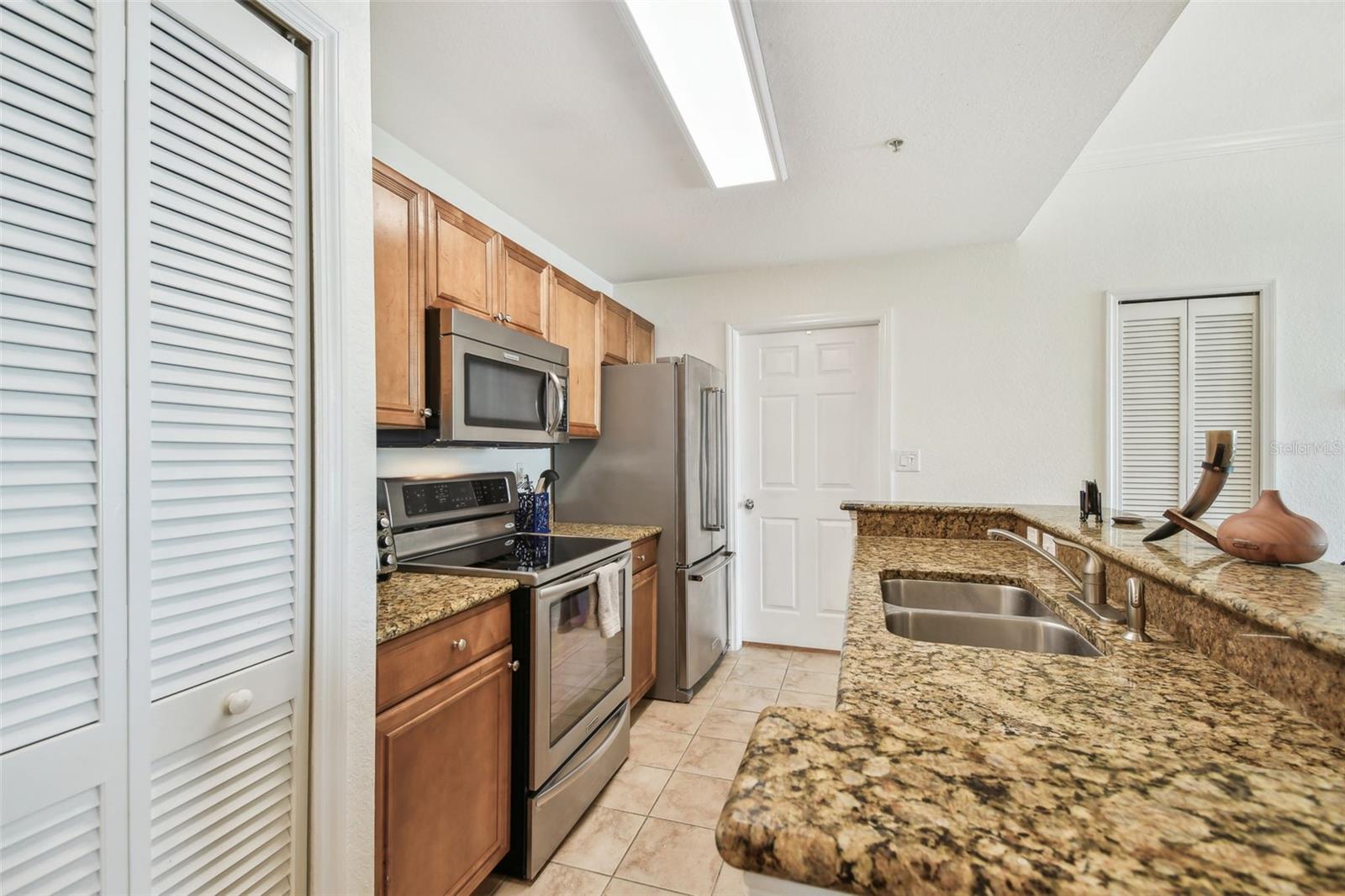 Image 12 of 92 For 700 Harbour Island Boulevard 740