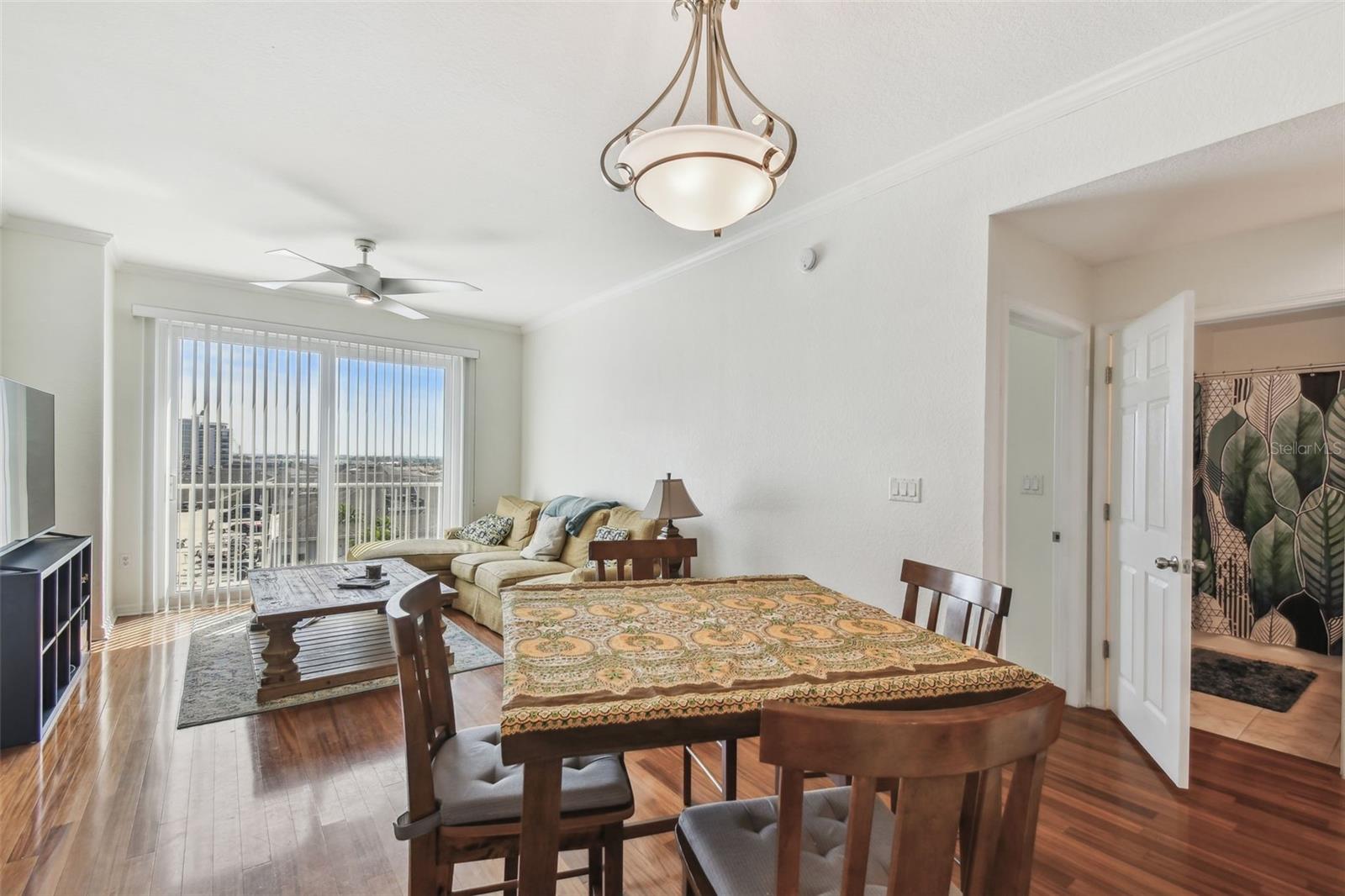 Image 18 of 92 For 700 Harbour Island Boulevard 740