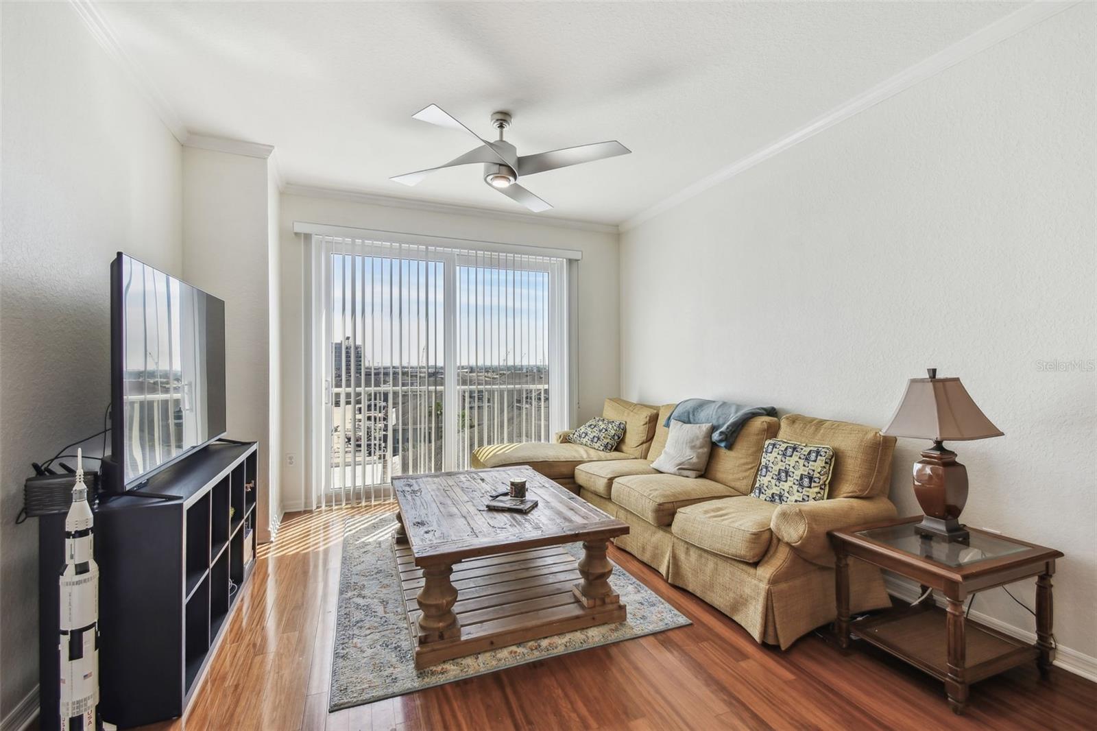 Image 19 of 92 For 700 Harbour Island Boulevard 740