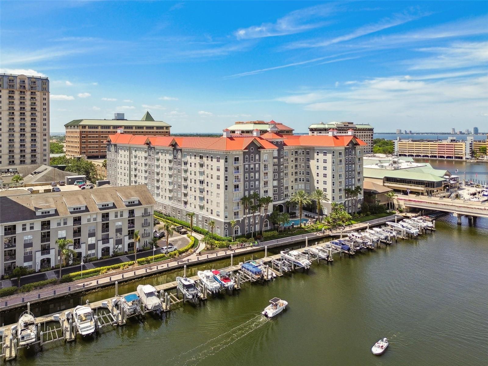 Image 40 of 92 For 700 Harbour Island Boulevard 740