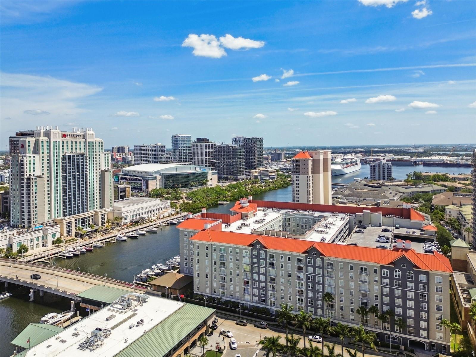 Image 46 of 92 For 700 Harbour Island Boulevard 740
