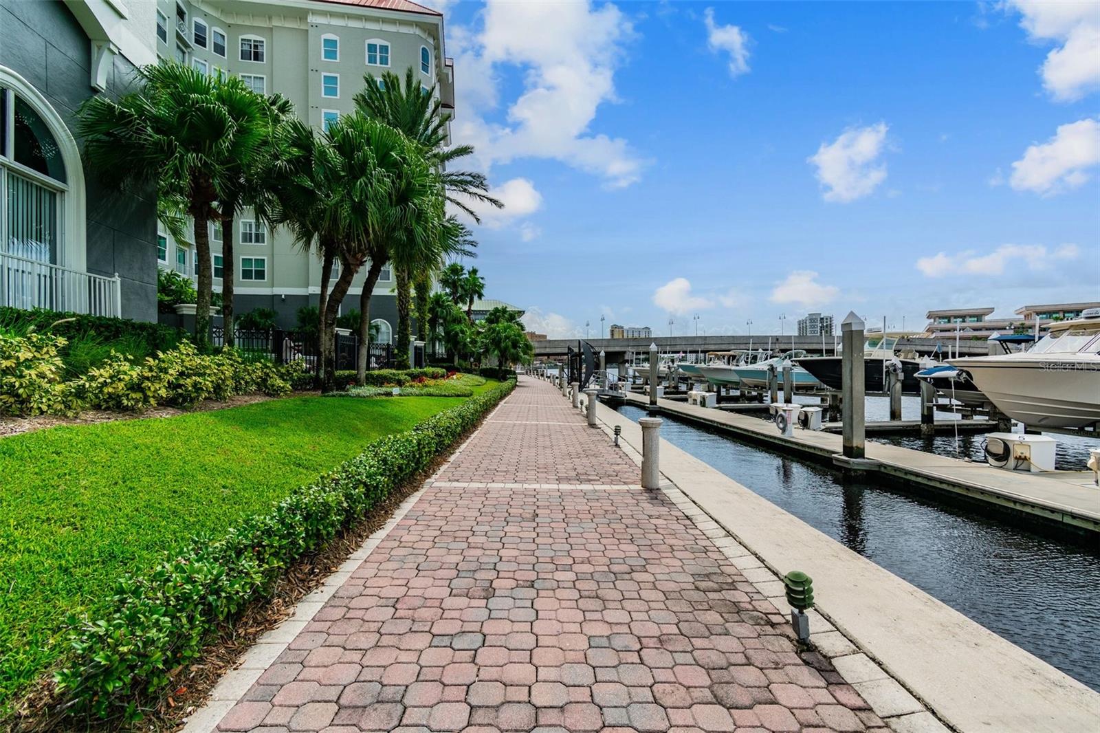 Image 87 of 92 For 700 Harbour Island Boulevard 740
