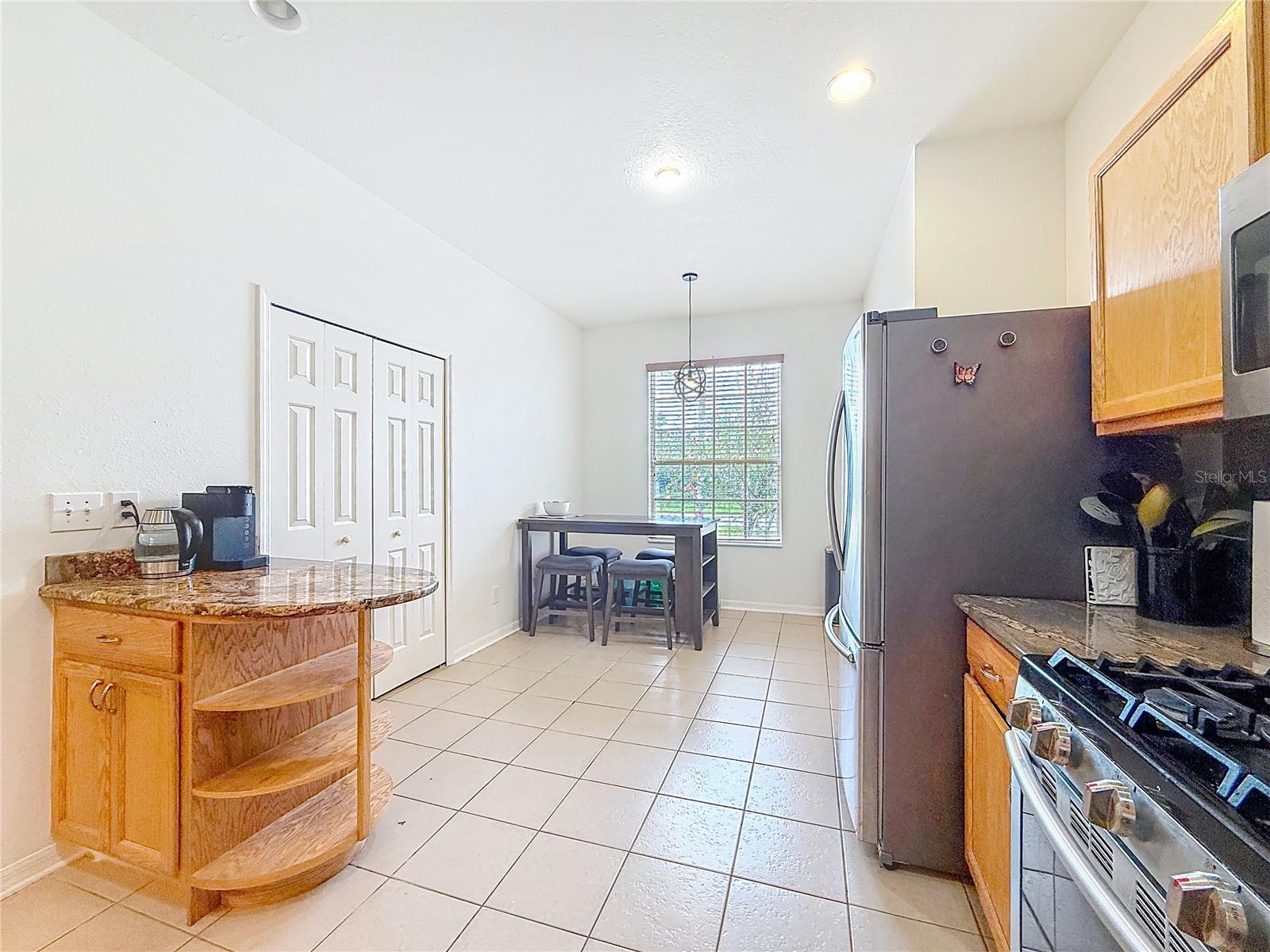 Listing photo id 9 for 16113 Rambling Road