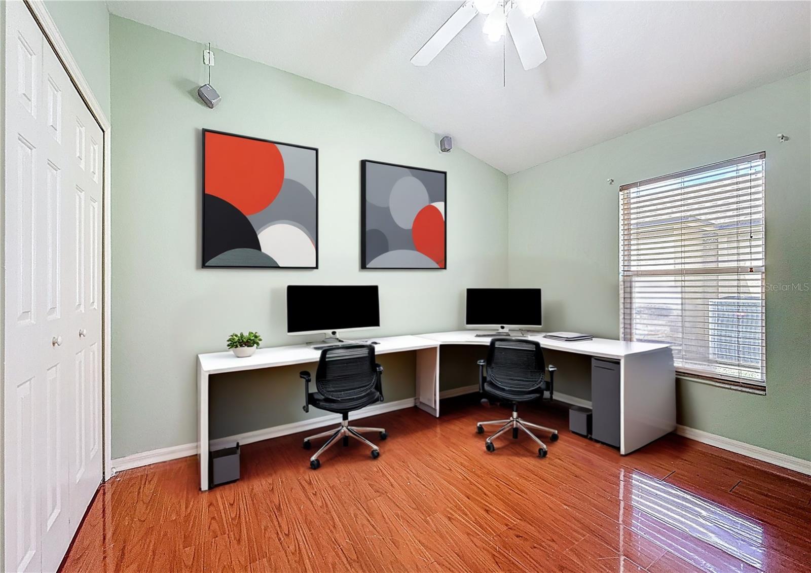 Listing photo id 11 for 16113 Rambling Road