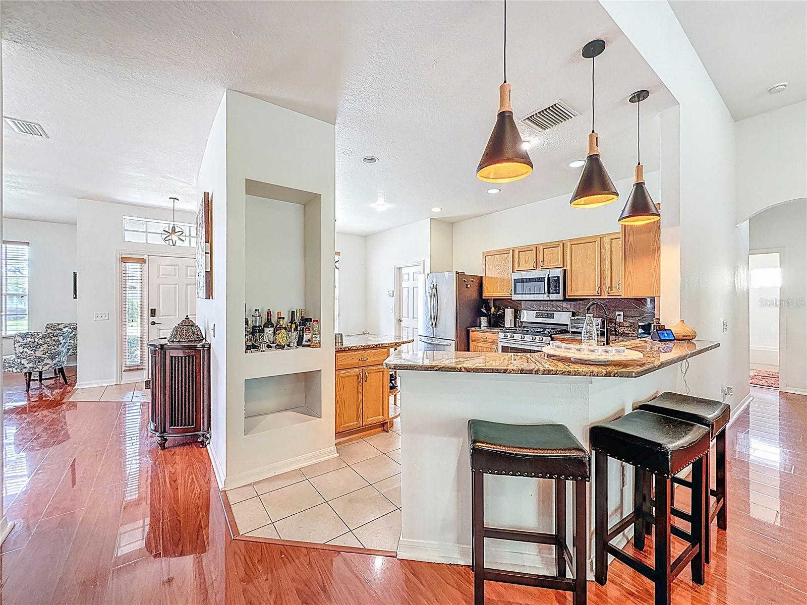 Listing photo id 22 for 16113 Rambling Road