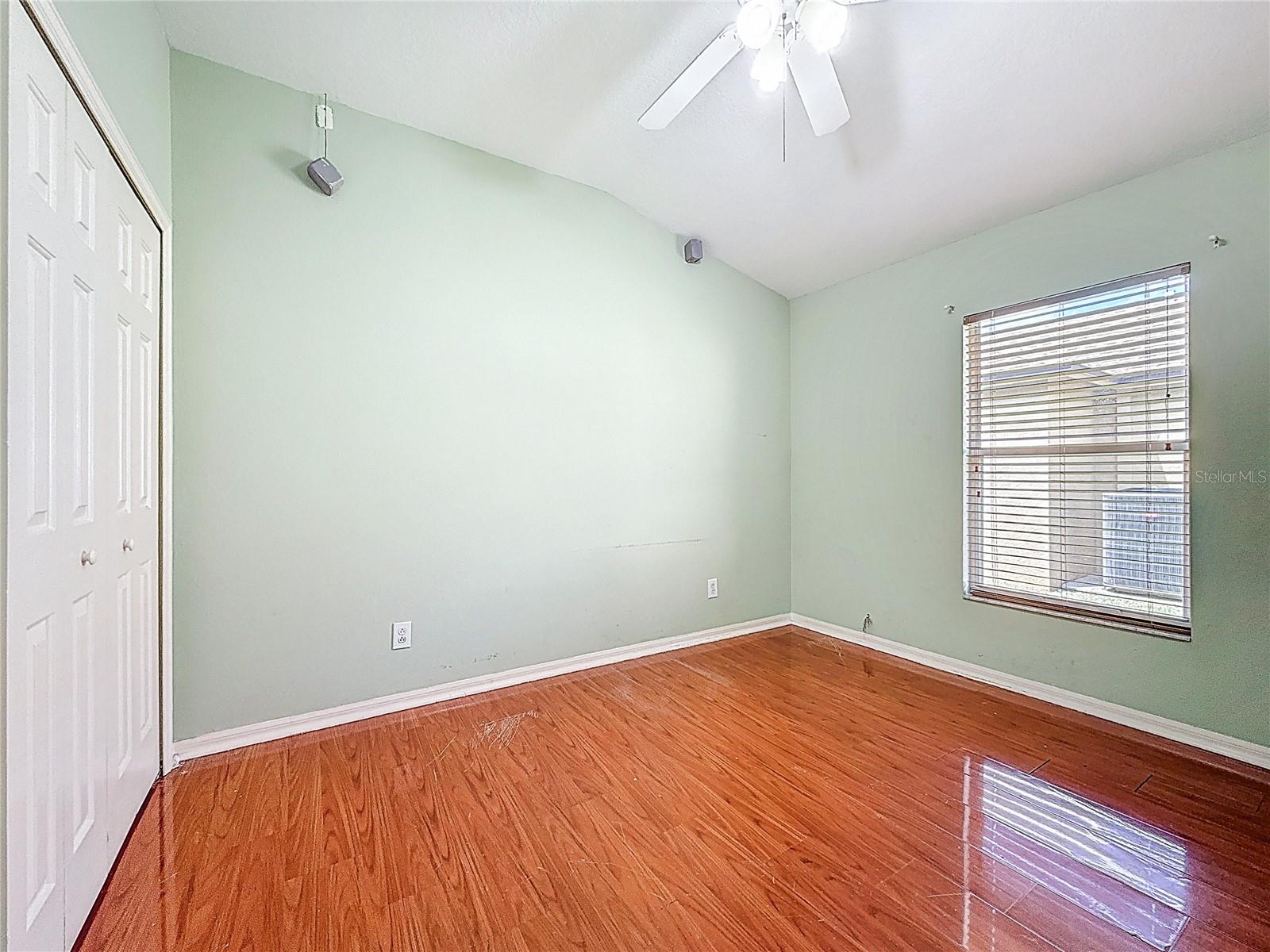 Listing photo id 34 for 16113 Rambling Road