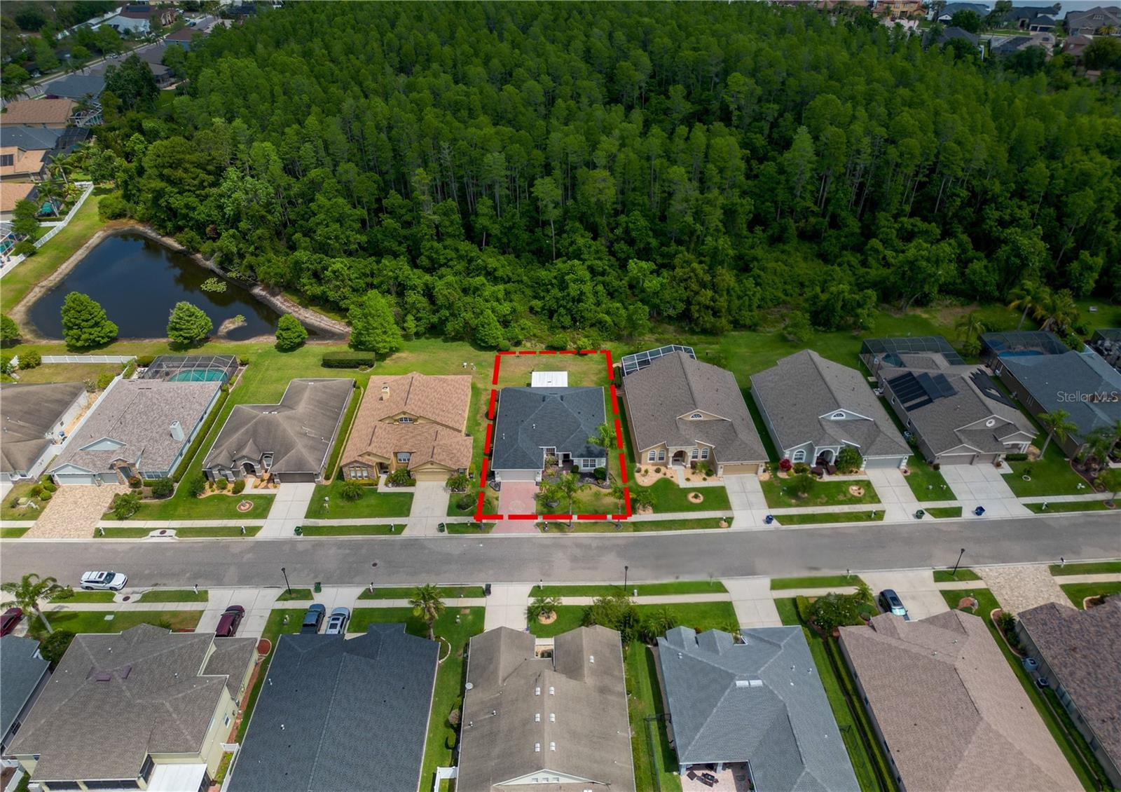 Listing photo id 2 for 16113 Rambling Road