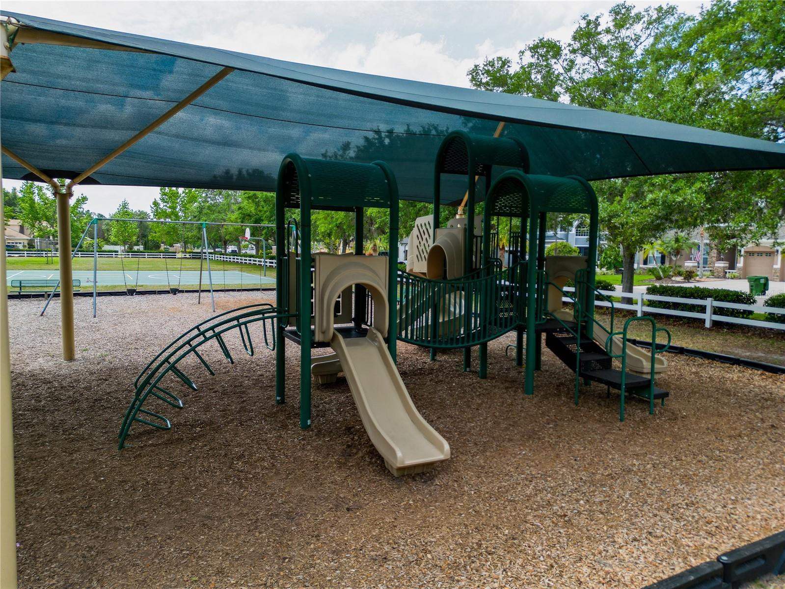Listing photo id 44 for 16113 Rambling Road