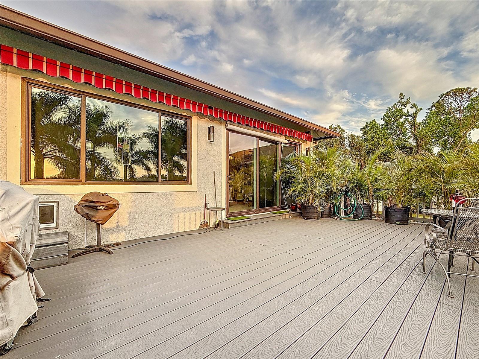 Listing photo id 56 for 3924 Ridge Avenue