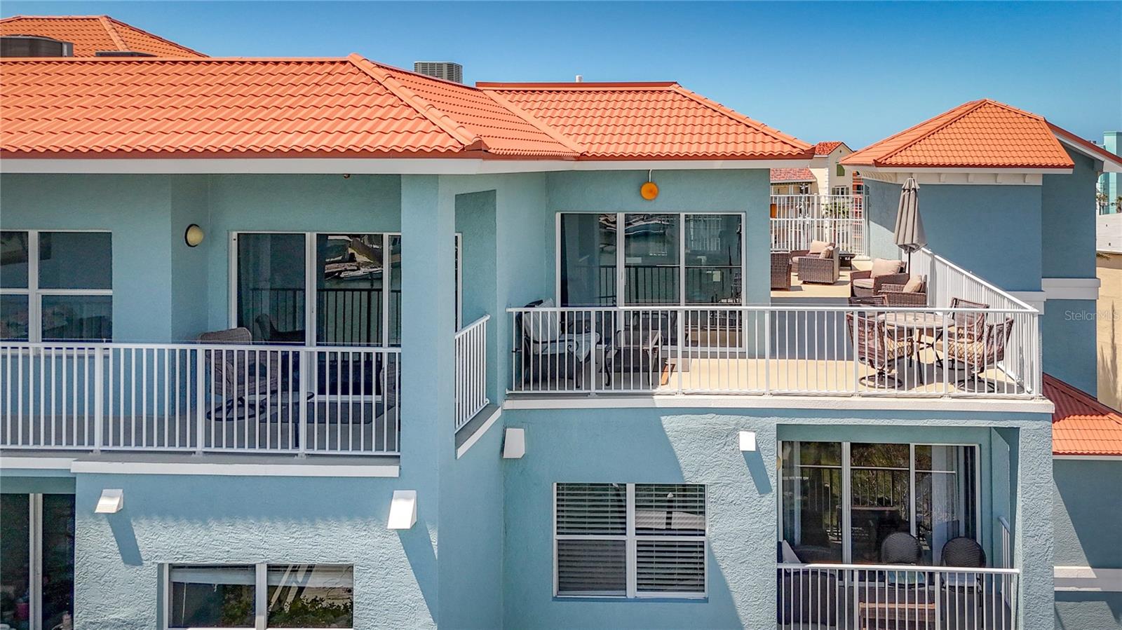 Image 11 of 54 For 13999 Gulf Boulevard 501