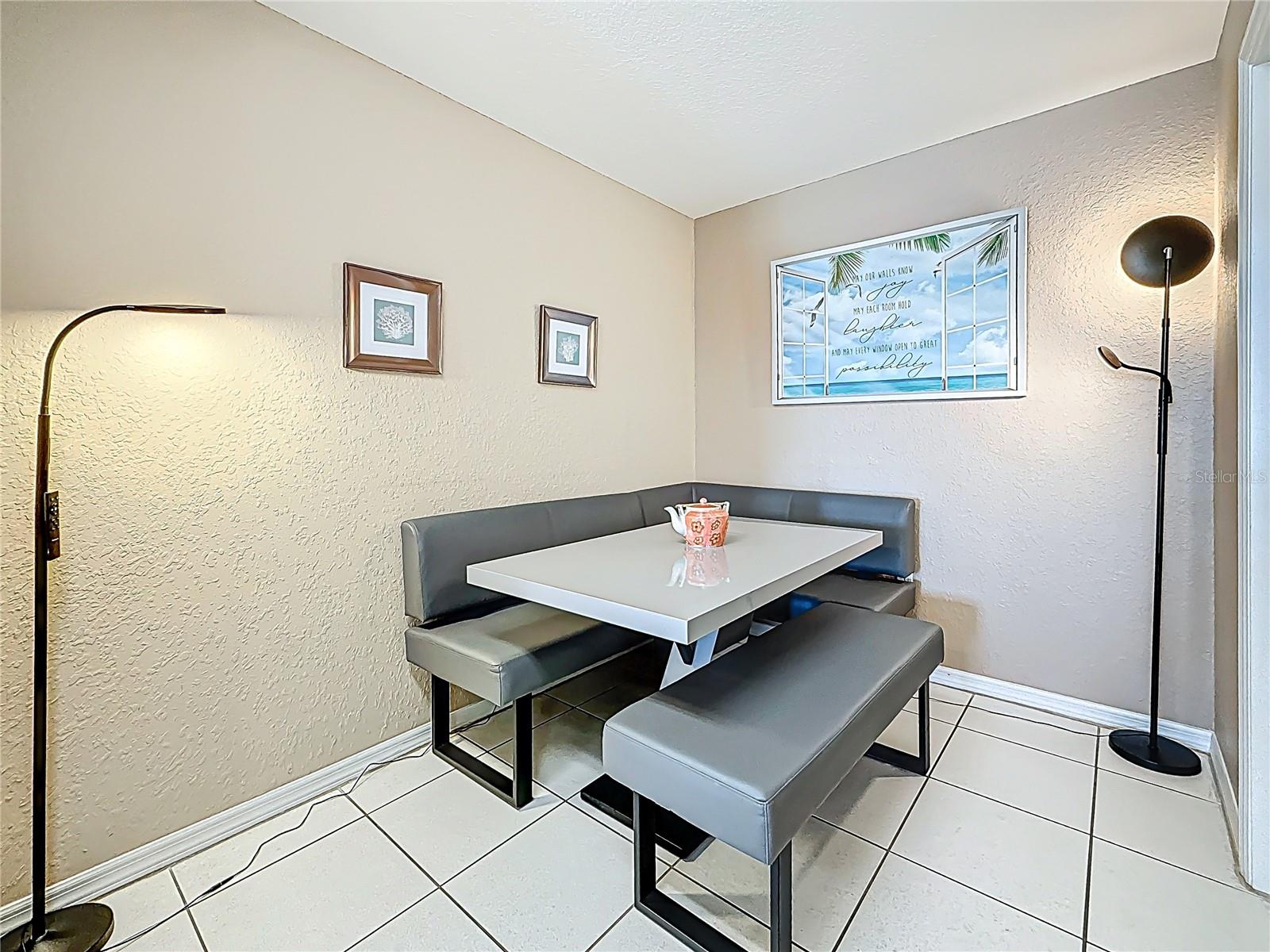 Image 18 of 54 For 13999 Gulf Boulevard 501
