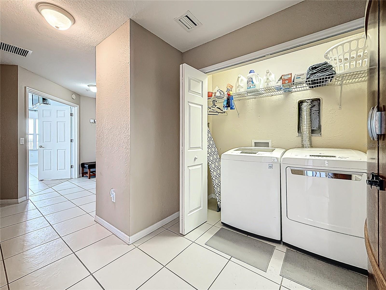 Image 45 of 54 For 13999 Gulf Boulevard 501