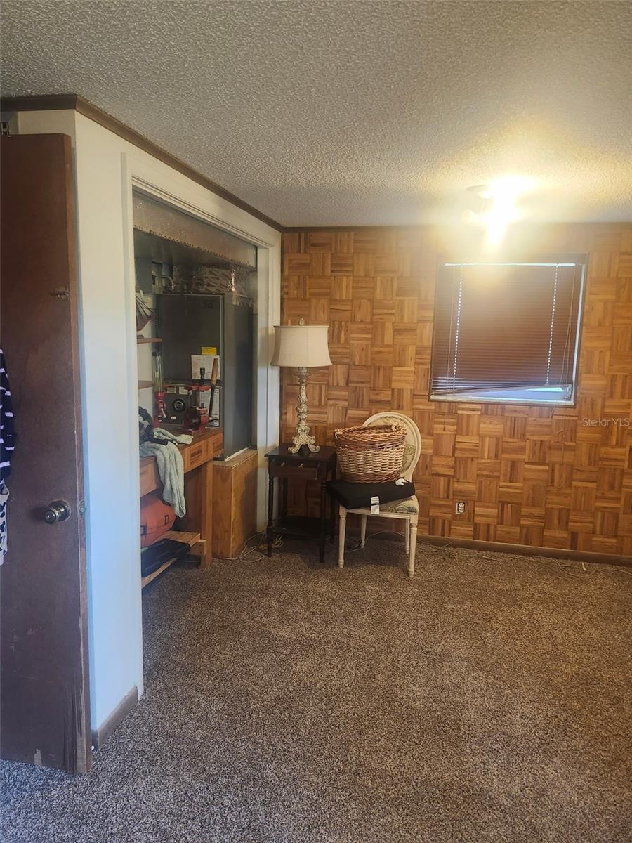Image 5 of 21 For 9481 Patrick Street