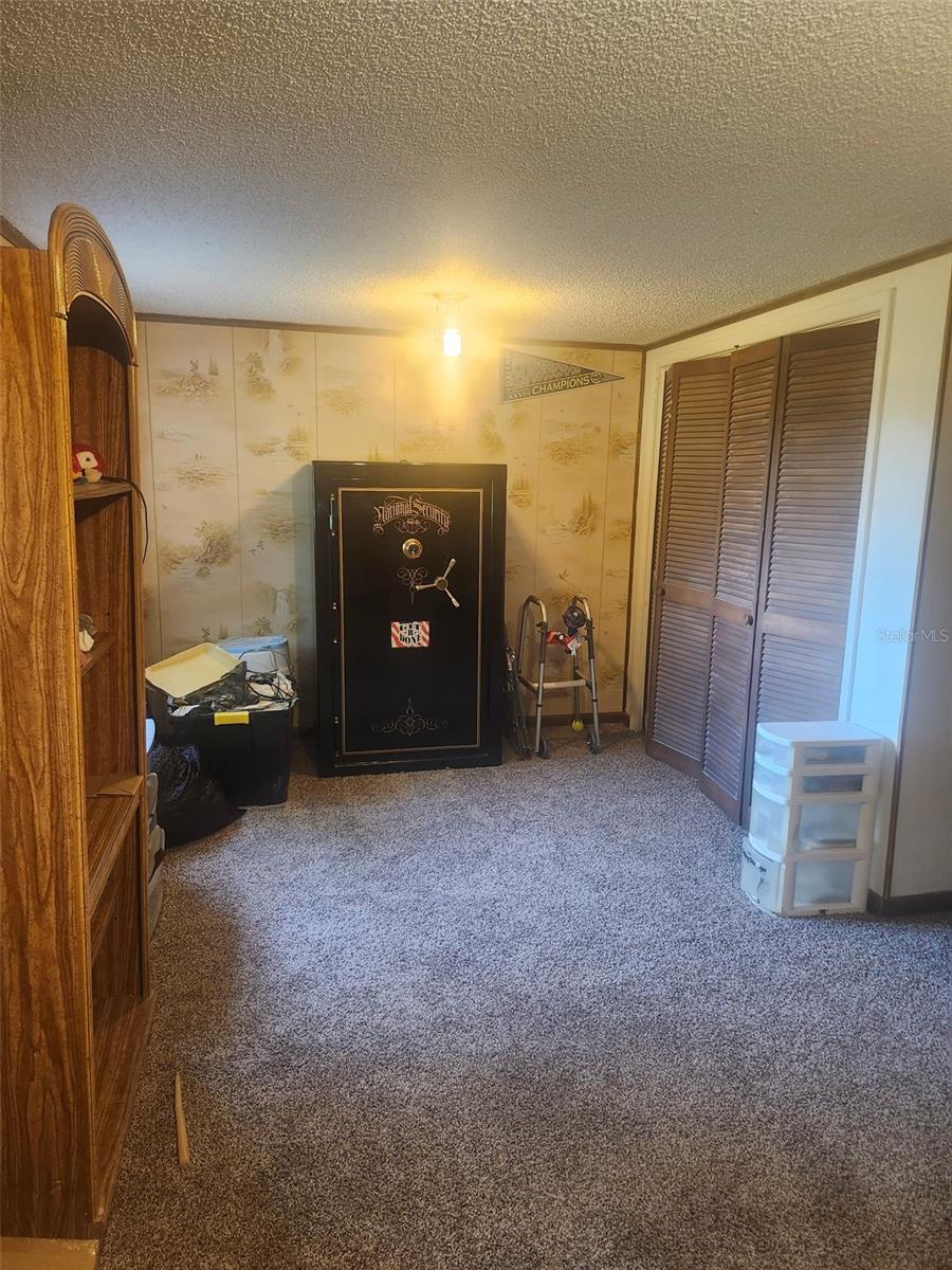Image 7 of 21 For 9481 Patrick Street