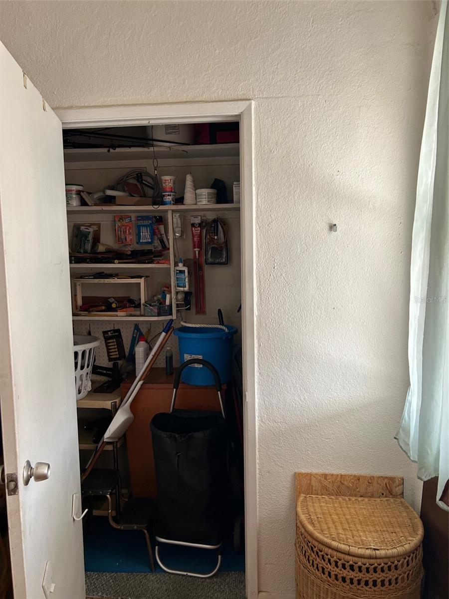 Image 30 of 50 For 5940 21st Street N 11