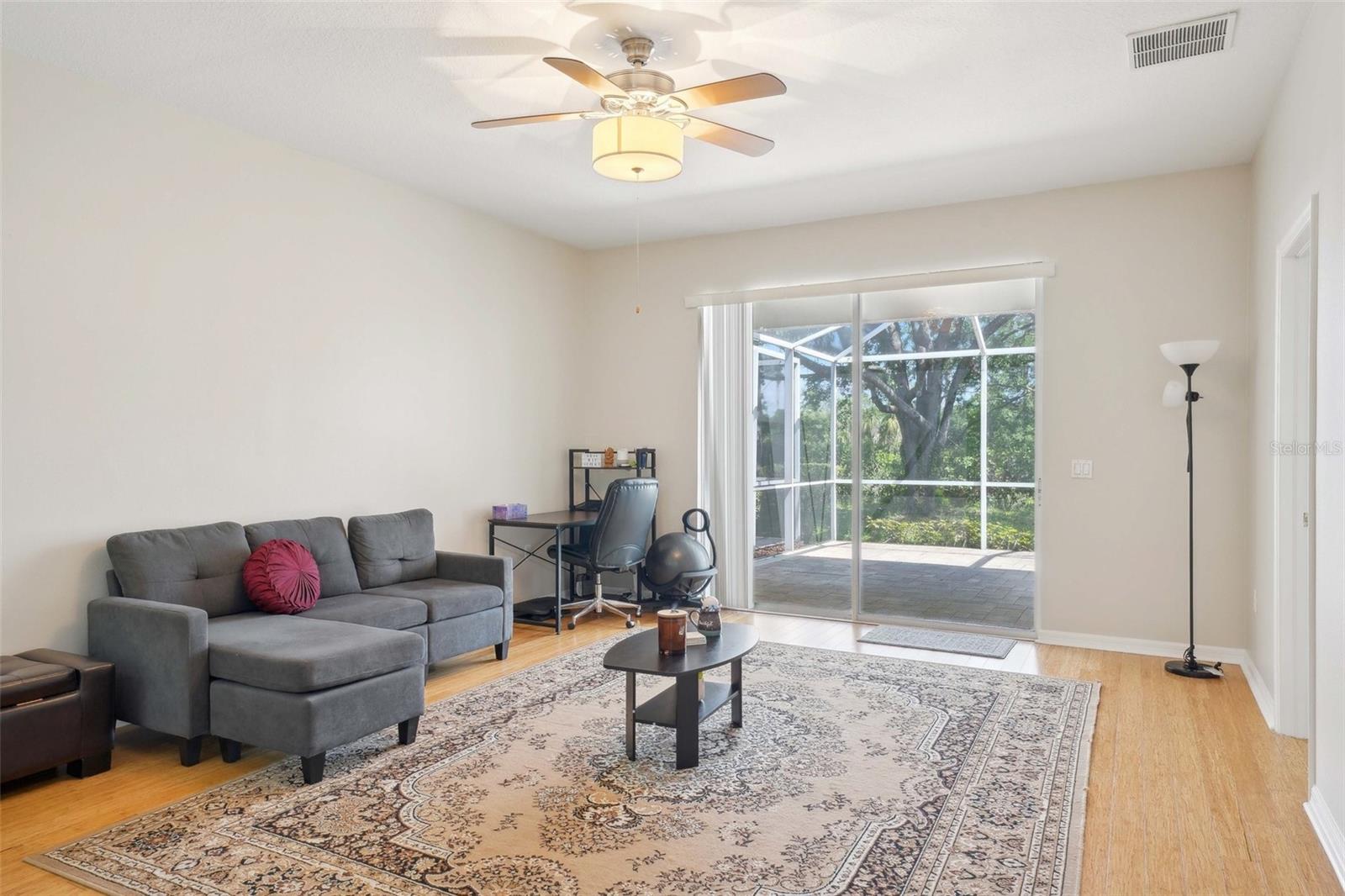Listing photo id 9 for 10260 Devonshire Lake Drive