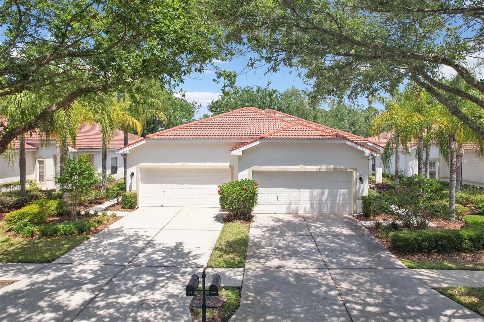 Listing photo id 20 for 10260 Devonshire Lake Drive