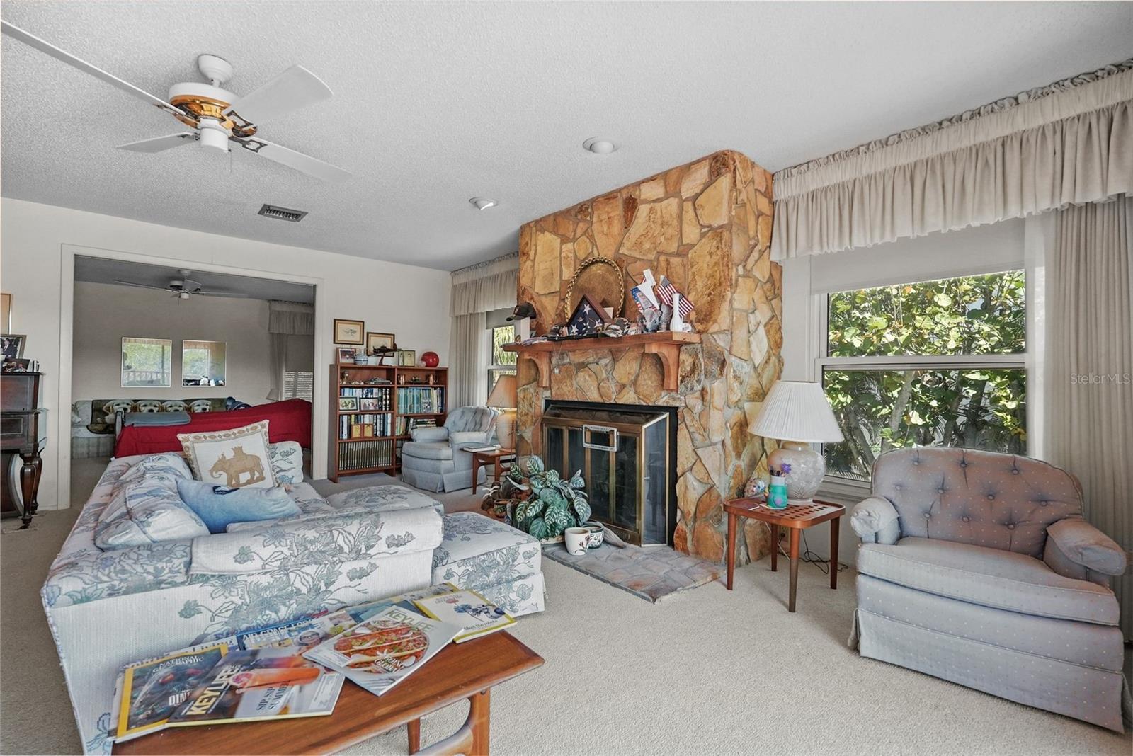 Image 14 of 46 For 588 Bayview Drive
