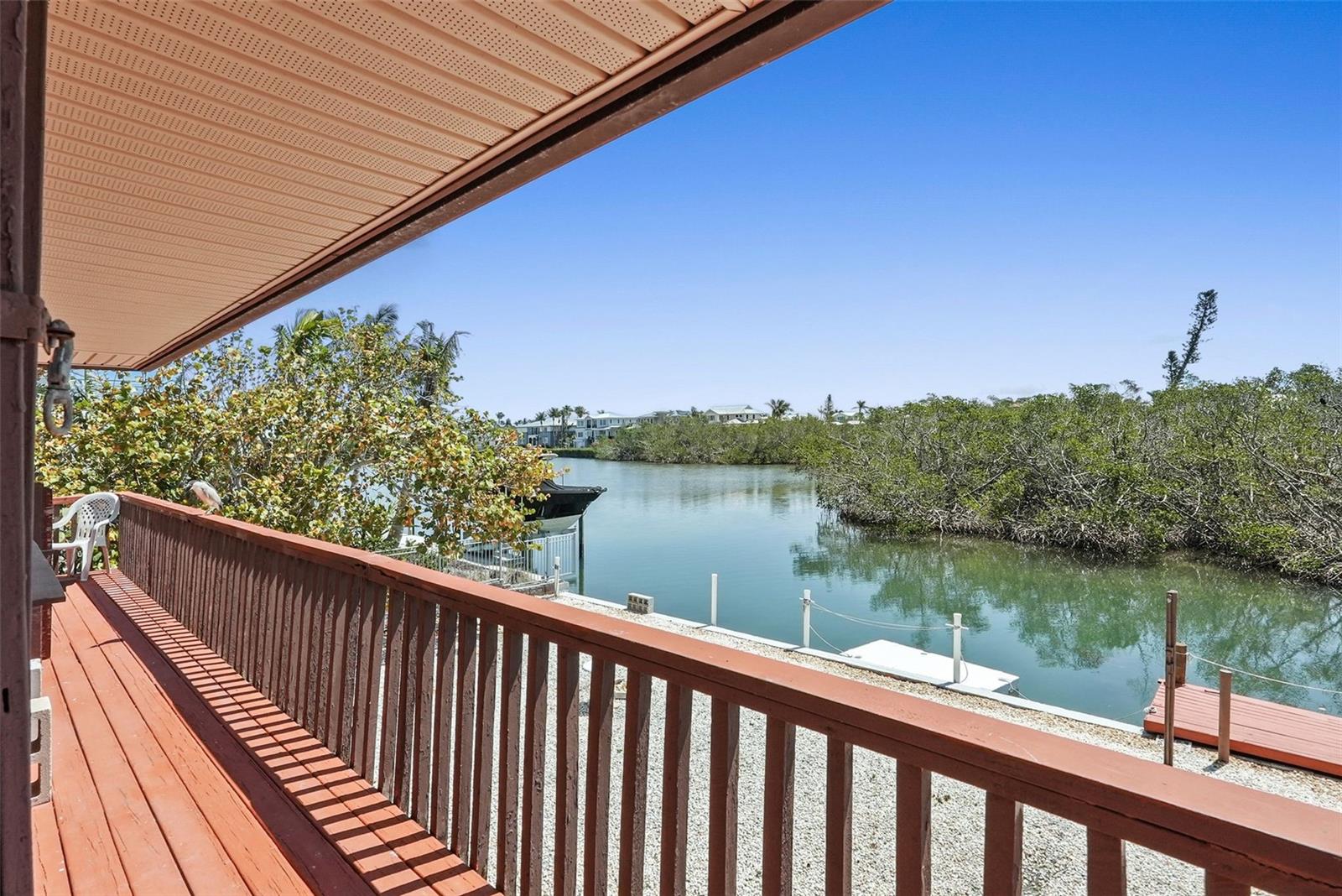 Image 35 of 46 For 588 Bayview Drive