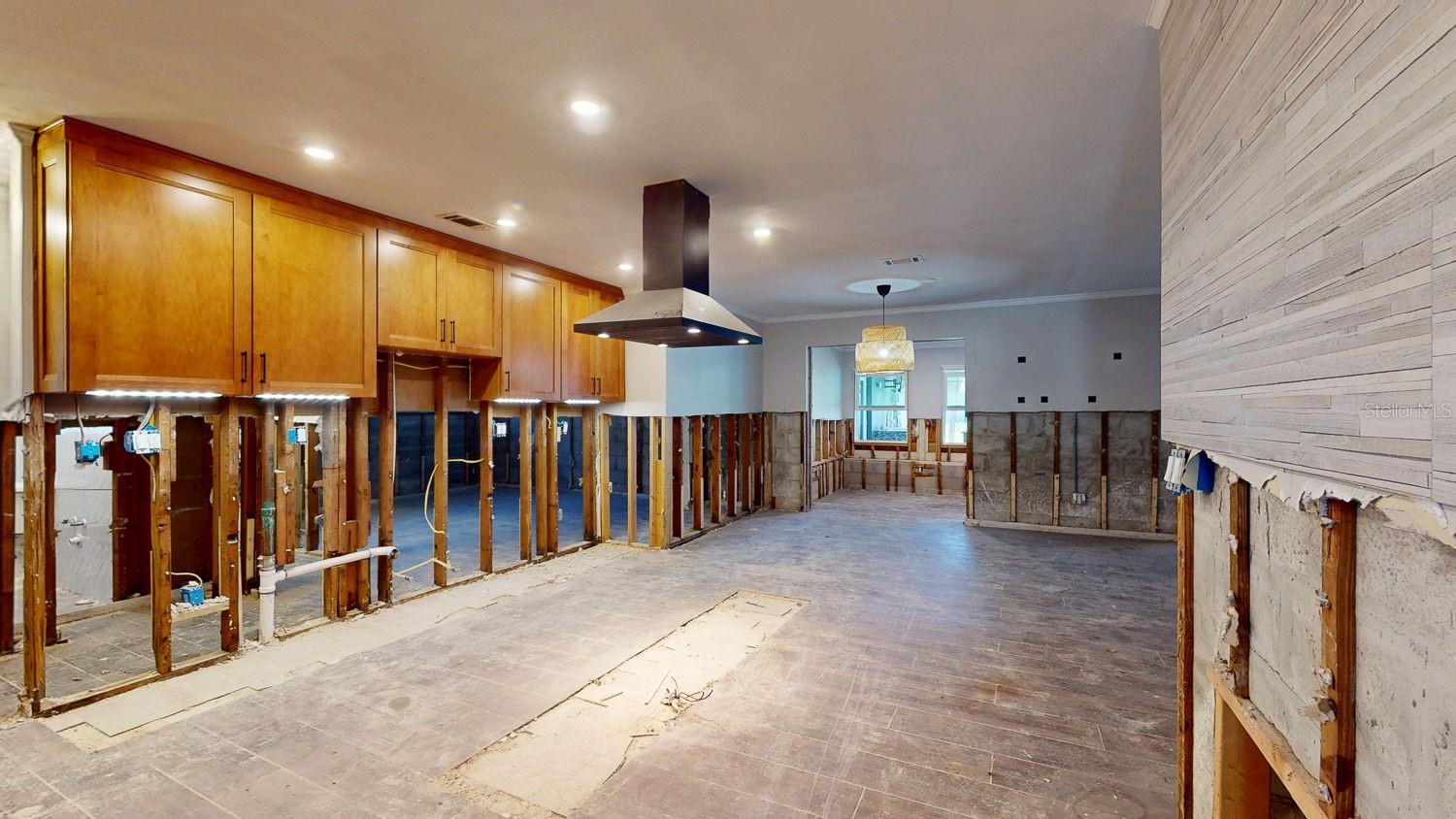 Image 4 of 51 For 4511 Huntington Street Ne