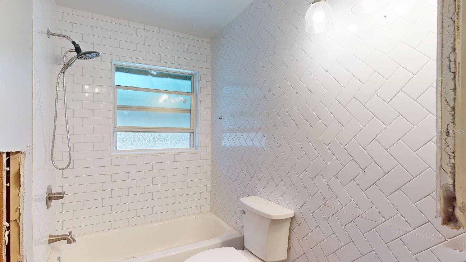 Image 43 of 51 For 4511 Huntington Street Ne