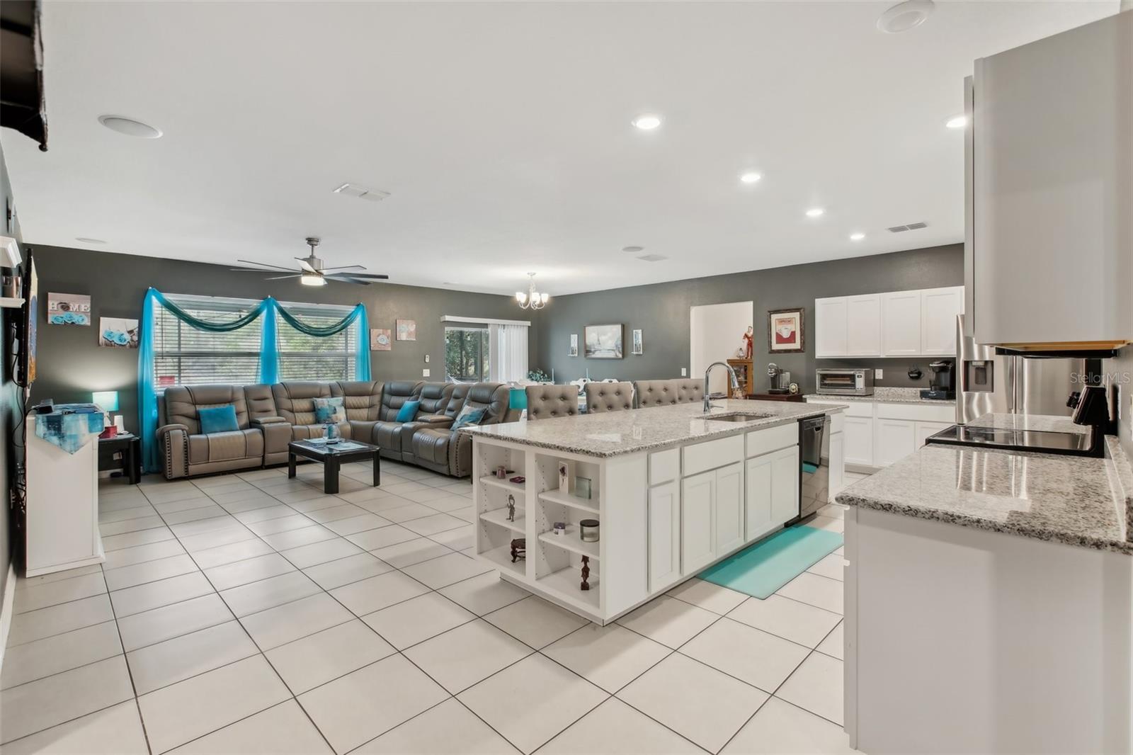 Image 10 of 58 For 4 Crossandra Court W