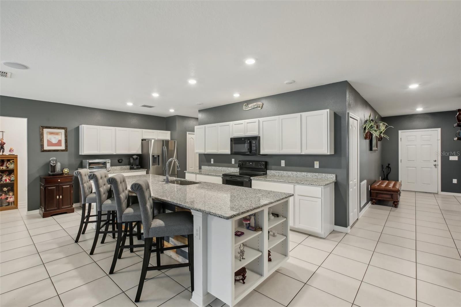 Image 11 of 58 For 4 Crossandra Court W